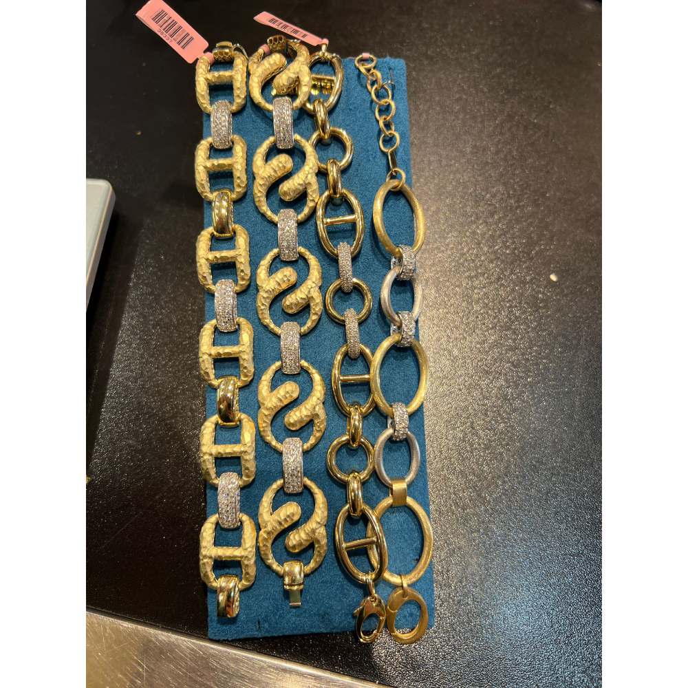 Ladies Gold and Diamond Chain Bracelet