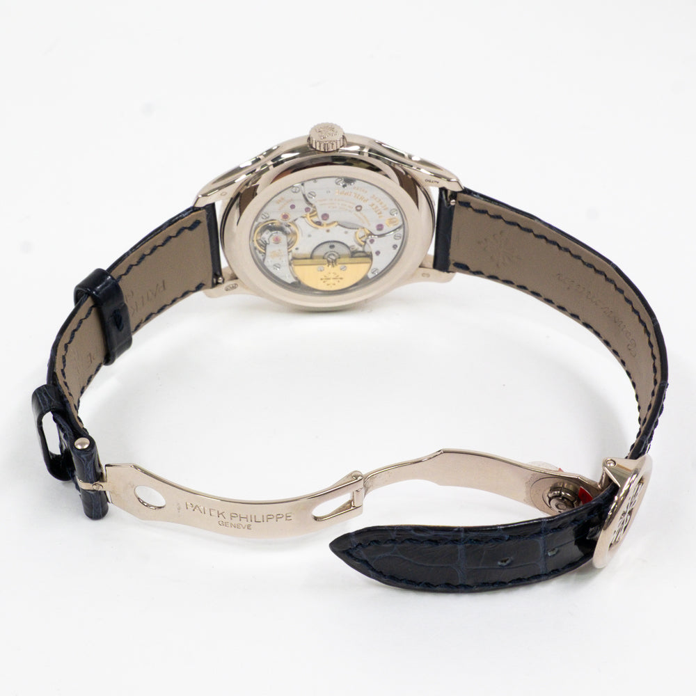 Patek Philippe 5327G-001 (2017)