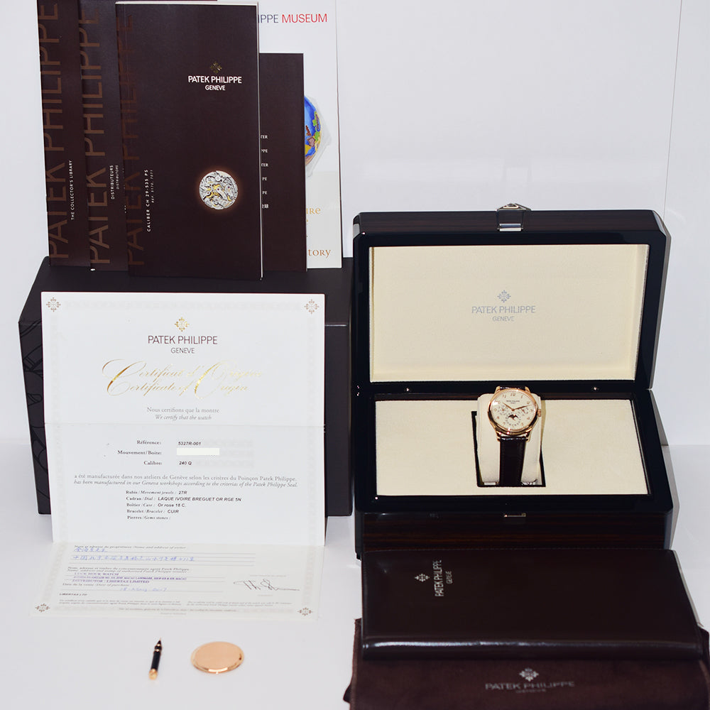 Patek Philippe 5327R-001 (2017)