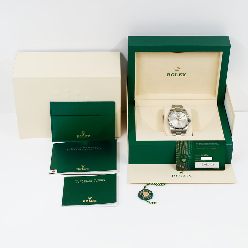 Rolex Oyster Perpetual 41mm Silver Dial 124300 (2021)