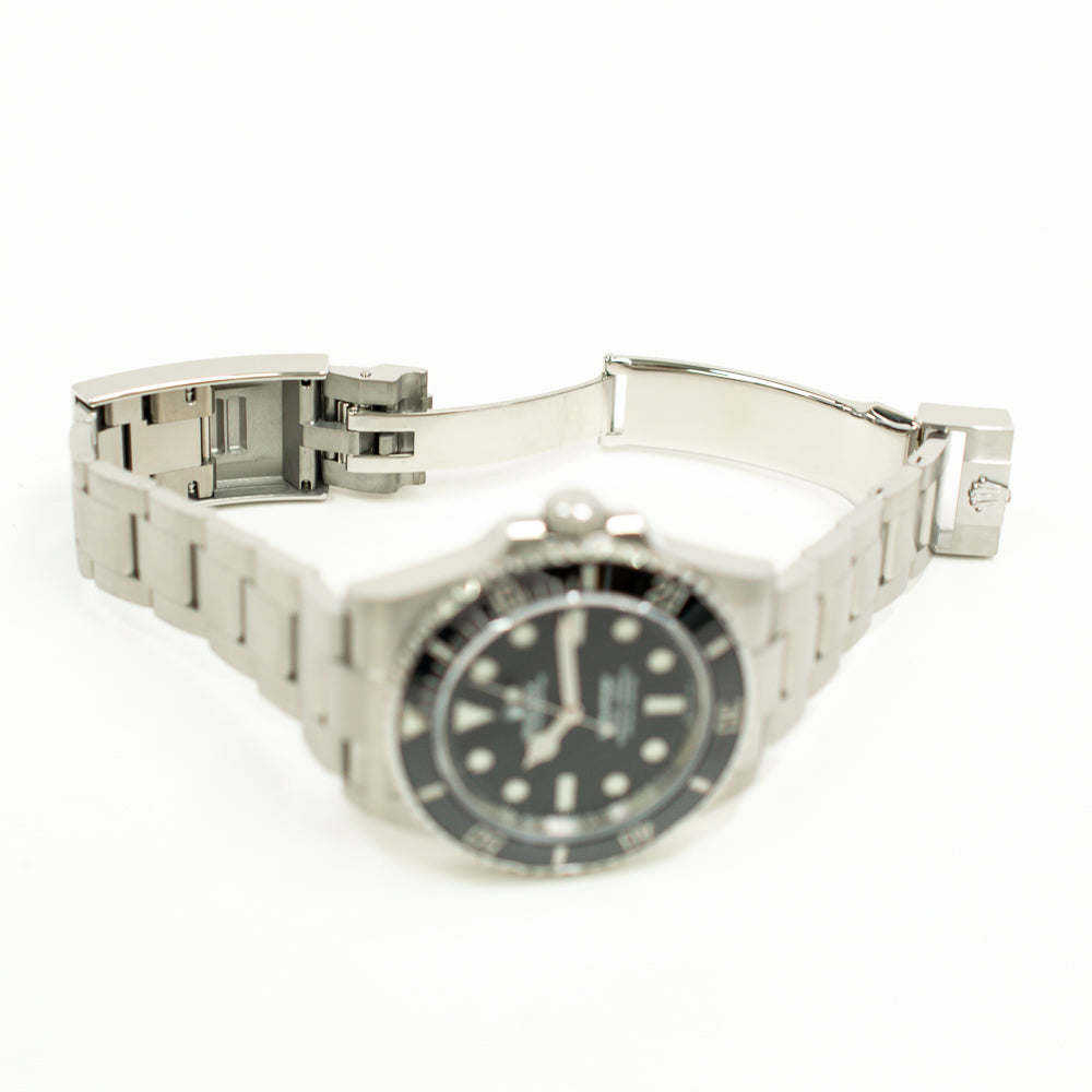 Rolex Submariner No Date 41mm Black Dial 124060 (2021)