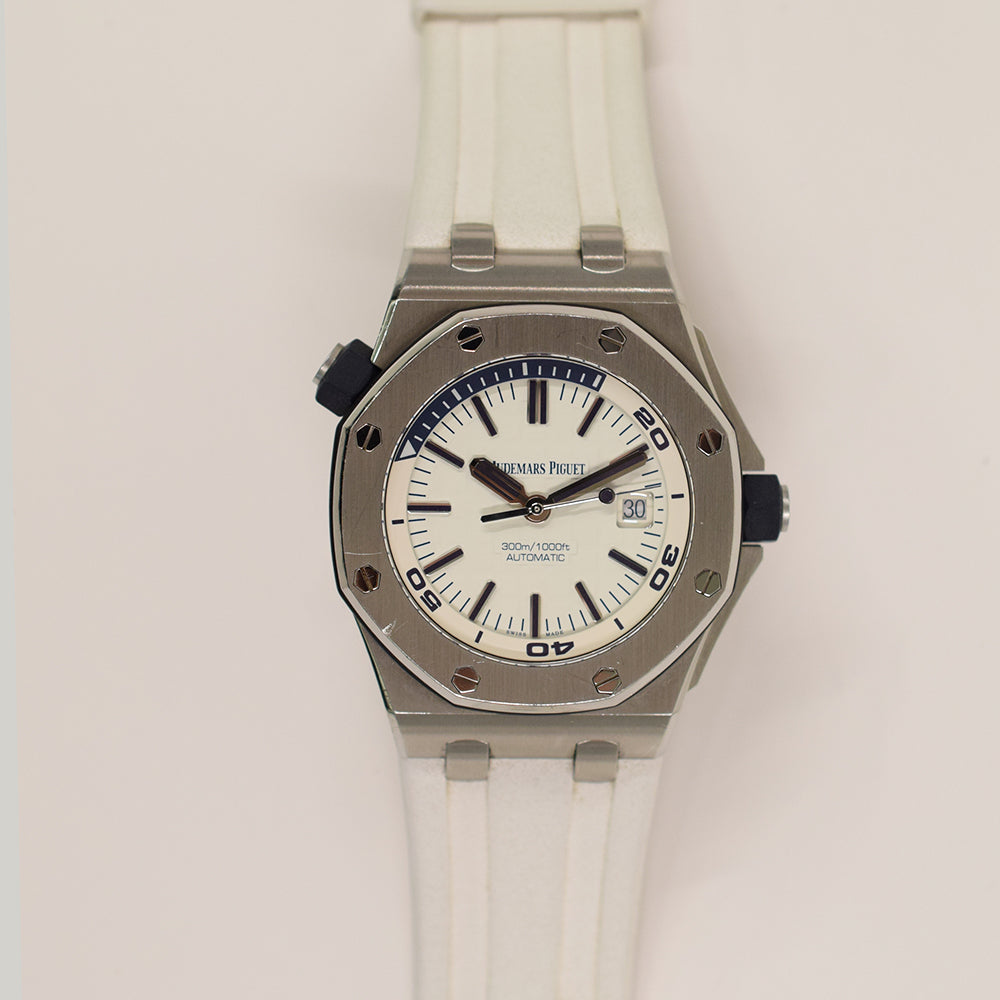 Audemars Piguet 15710ST.OO.A010CA.01 (2018)