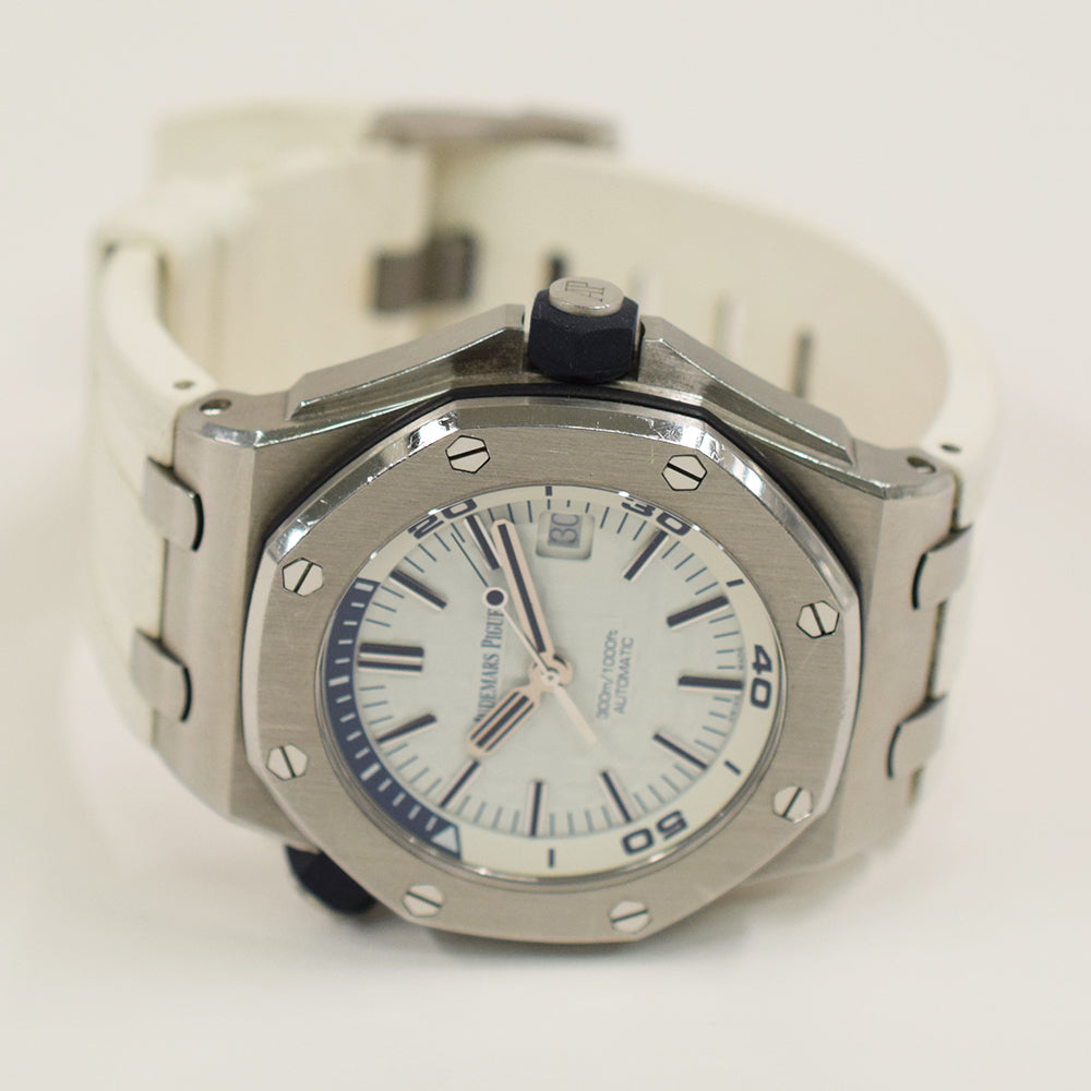 Audemars Piguet 15710ST.OO.A010CA.01 (2018)