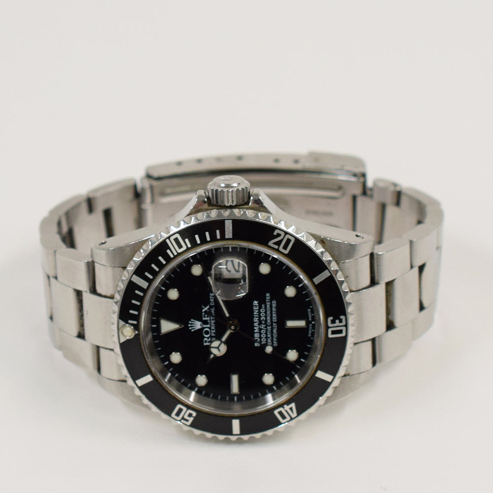 Rolex Submariner Date 41mm Black Dial 16610
