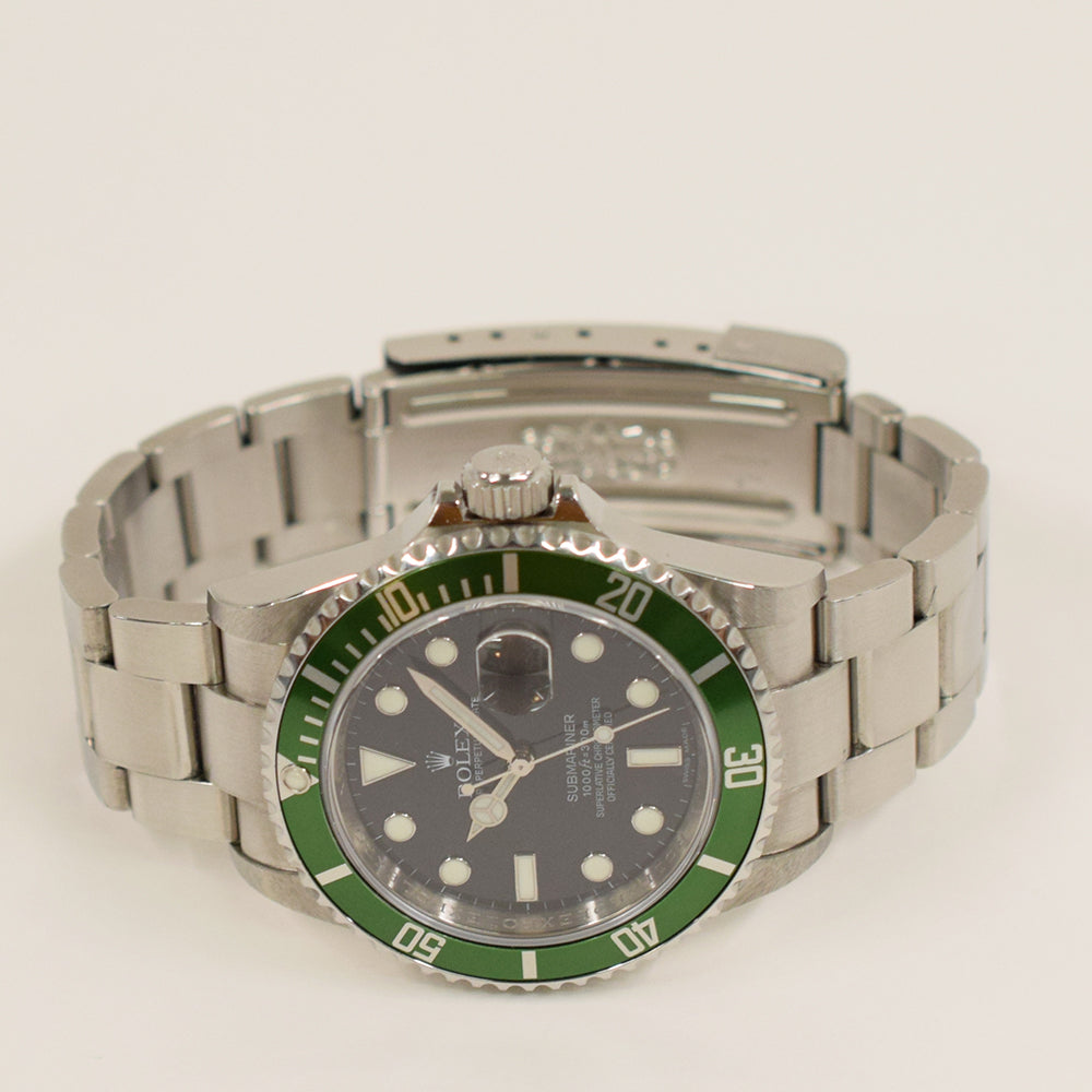 Rolex Submariner Date 40mm Kermit Dial 16610LV 2010)