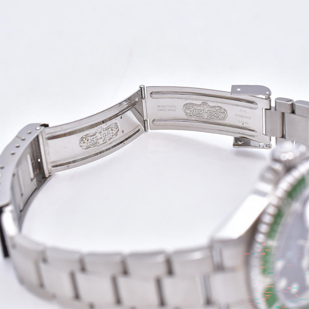 Rolex Submariner Date 40mm Kermit Dial 16610LV 2010)