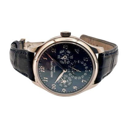 Patek Philippe 5327G-001 (2023)