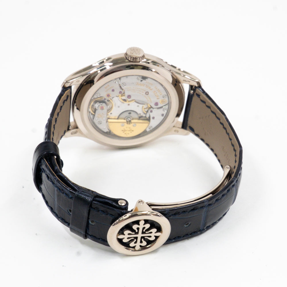 Patek Philippe 5327G-001 (2017)