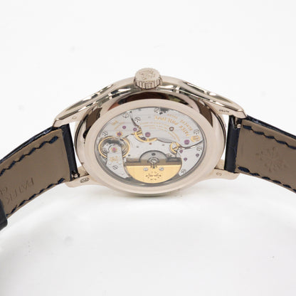 Patek Philippe 5327G-001 (2017)