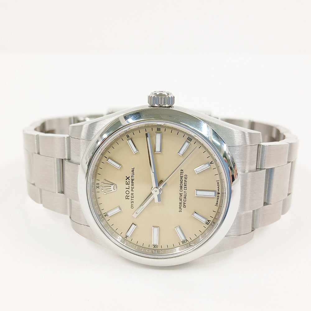 Rolex Oyster Perpetual 34mm Beige Dial 124200 (2025)