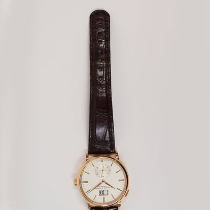 A. Lange & Söhne 381.032 (2022)