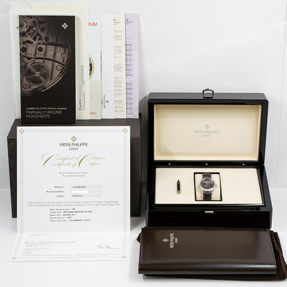 Patek Philippe 7121/200G-010 (2023)