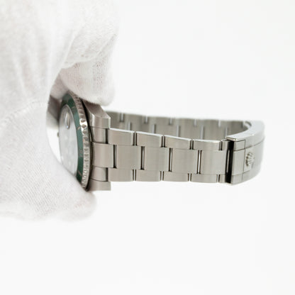 Rolex Submariner Date Hulk Dial 16610LV (2015)