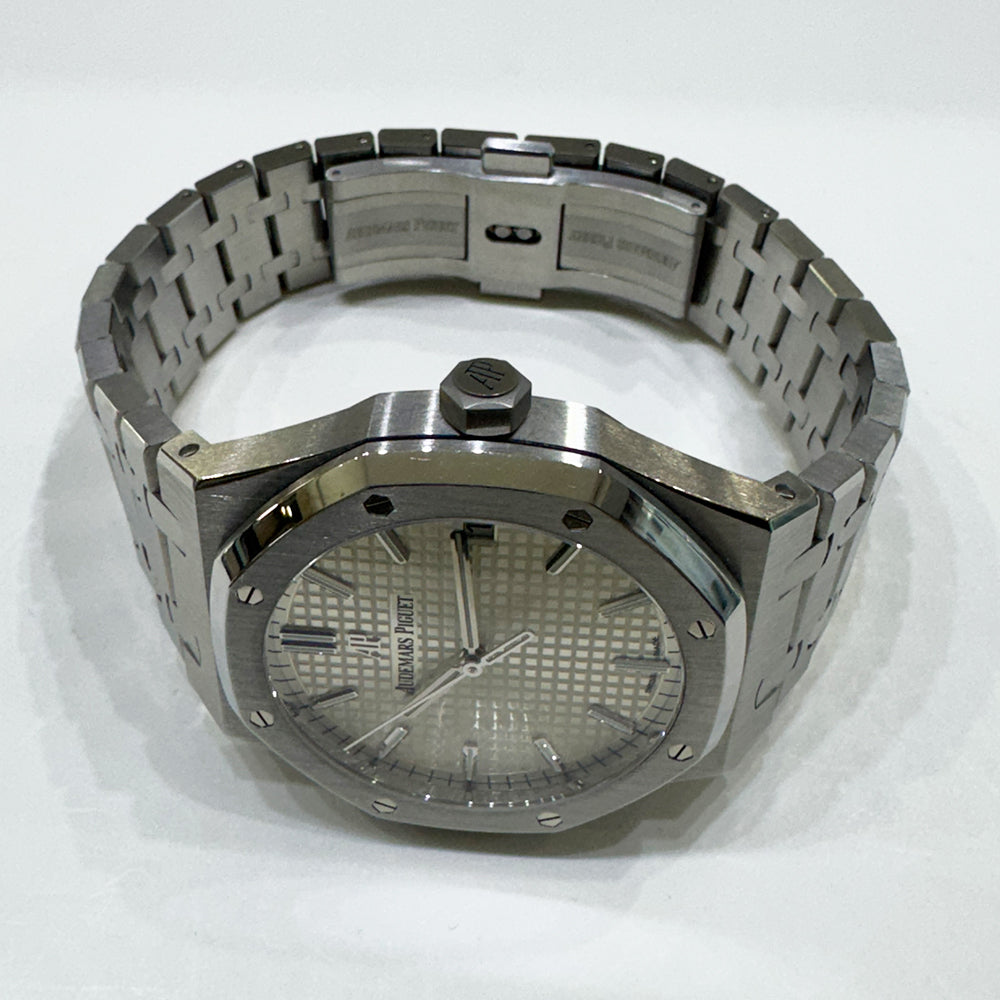 Audemars Piguet 15500ST.OO.1220ST.04