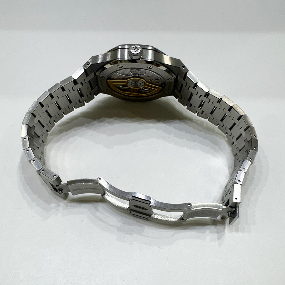 Audemars Piguet 15500ST.OO.1220ST.04