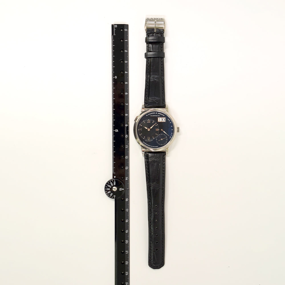 A. Lange & Söhne 117.028 (2021)