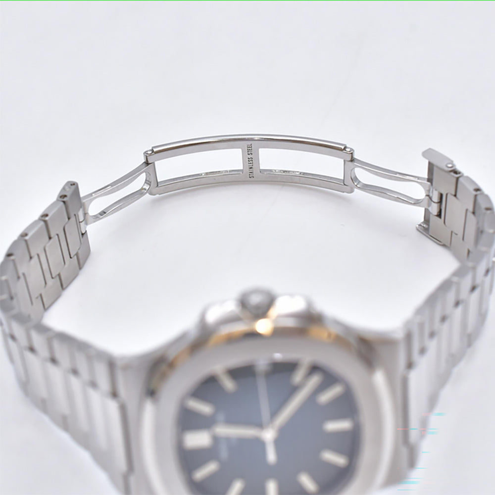 Patek Philippe 5711/1A-001 (2010)
