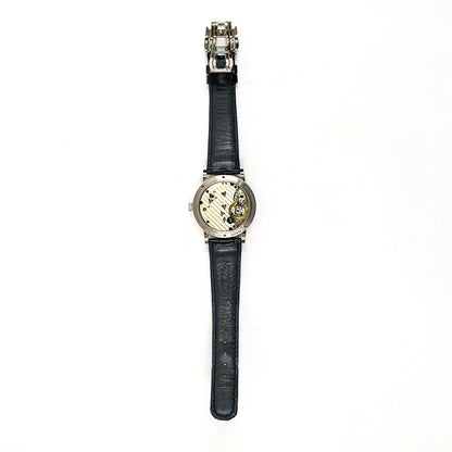 A. Lange & Söhne 235.026 (2022)