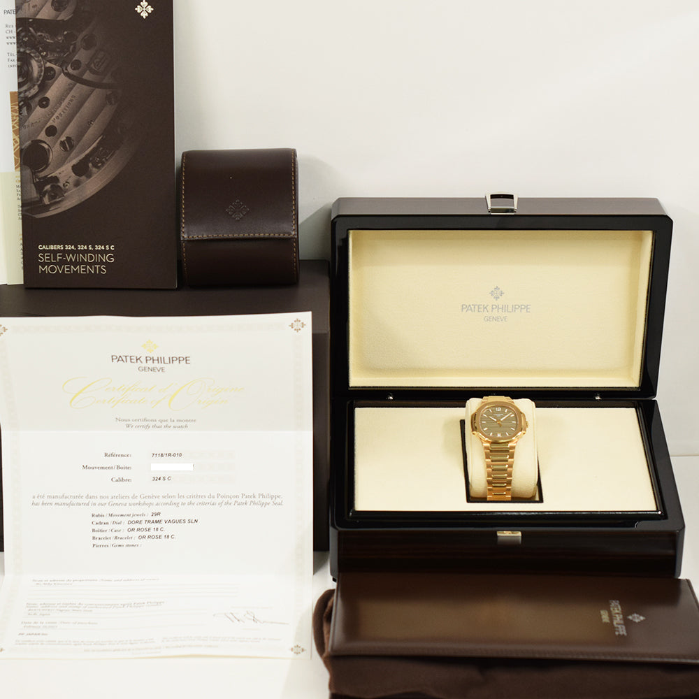 Patek Philippe 7118/1R-010 (2021)