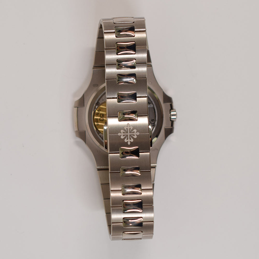 Patek Philippe 5810/1G-001 (2026)