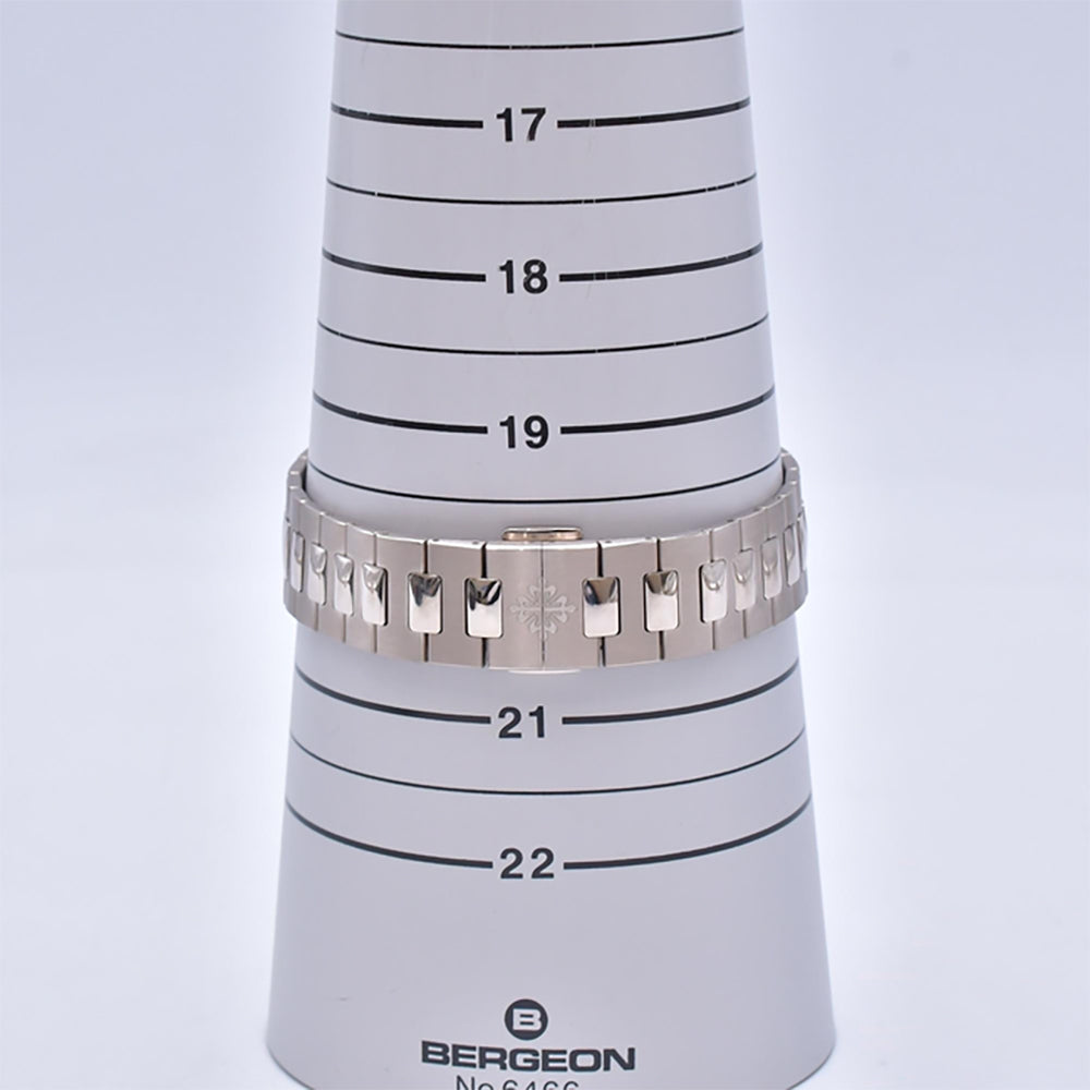 Patek Philippe 5810/1G-001 (2026)