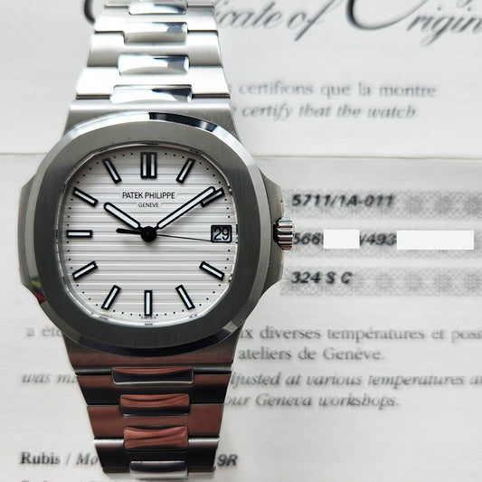 Patek Philippe 5711/1A-011 (2012)
