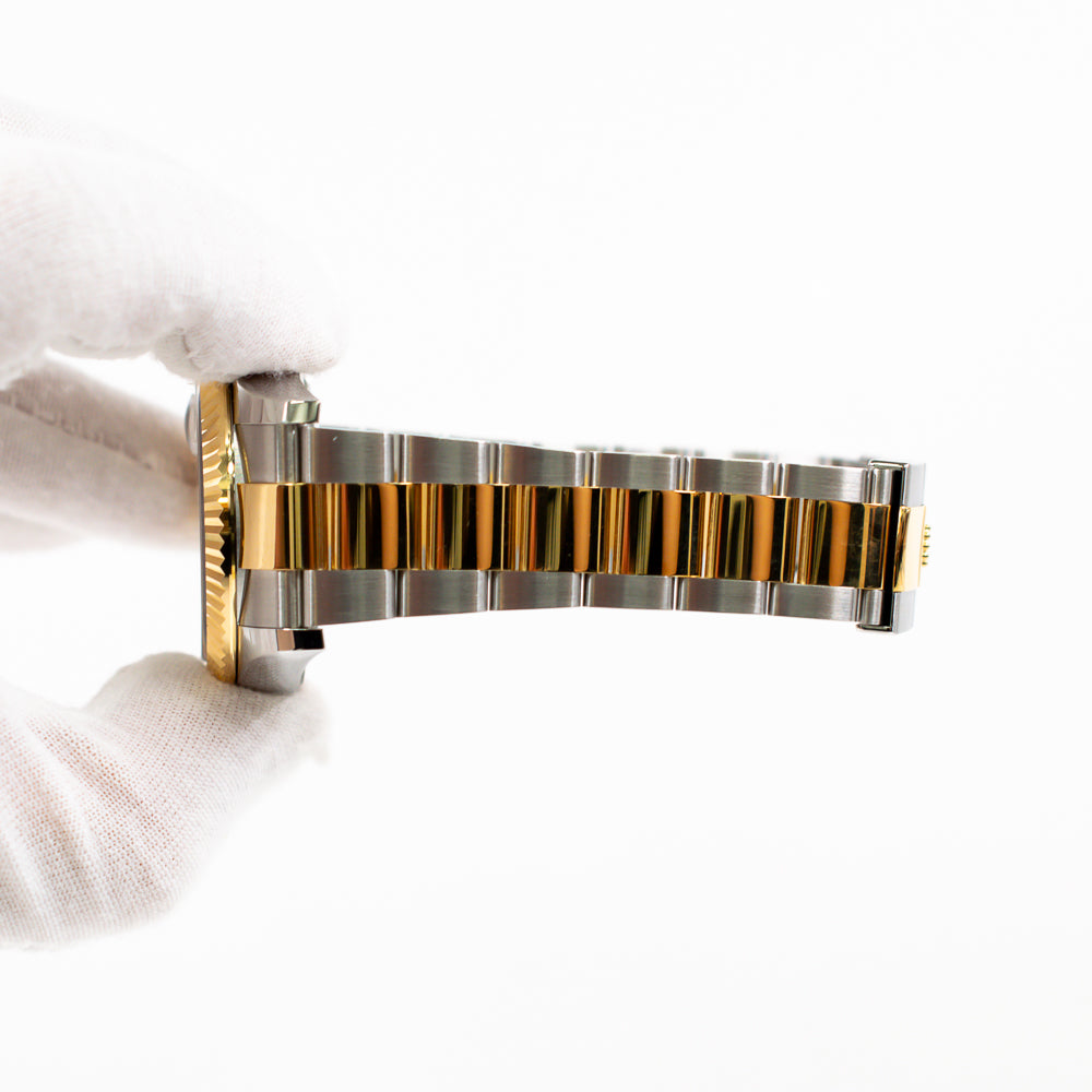 Rolex Sky-Dweller 42mm White Dial 336933 (2023)