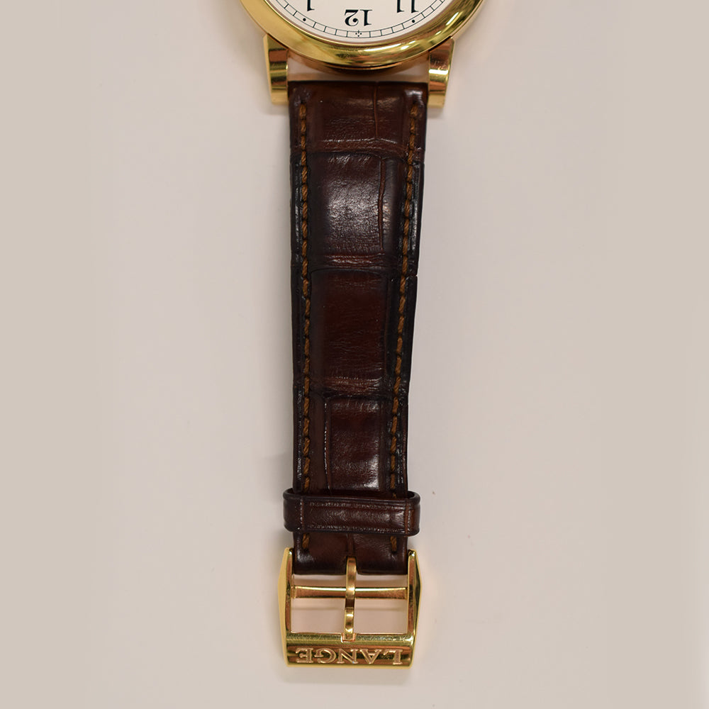 A. Lange & Söhne 233.032 (2010)