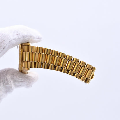 Rolex Day-Date 36mm Champagne Diamond 18238A (1990)