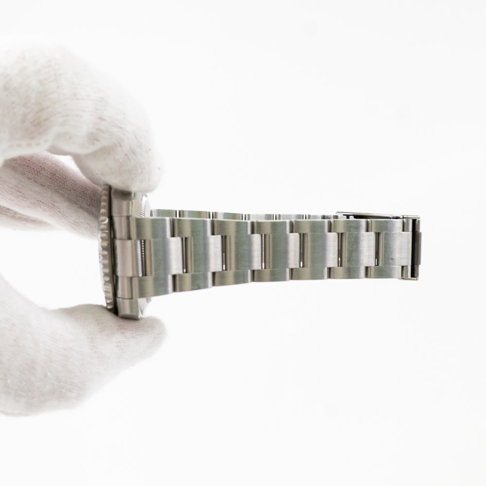 Rolex Submariner Date Hulk Dial 16610LV (2019)