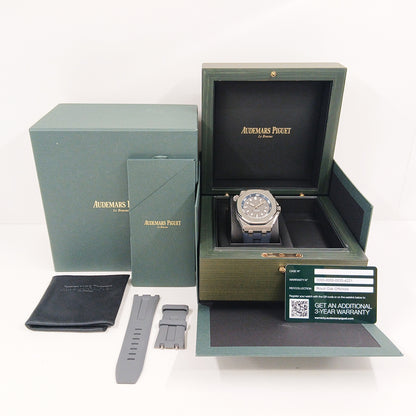 Audemars Piguet 15720ST.OO.A009CA.01