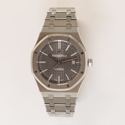 Audemars Piguet 15400ST.OO.1220ST.04 (2017)