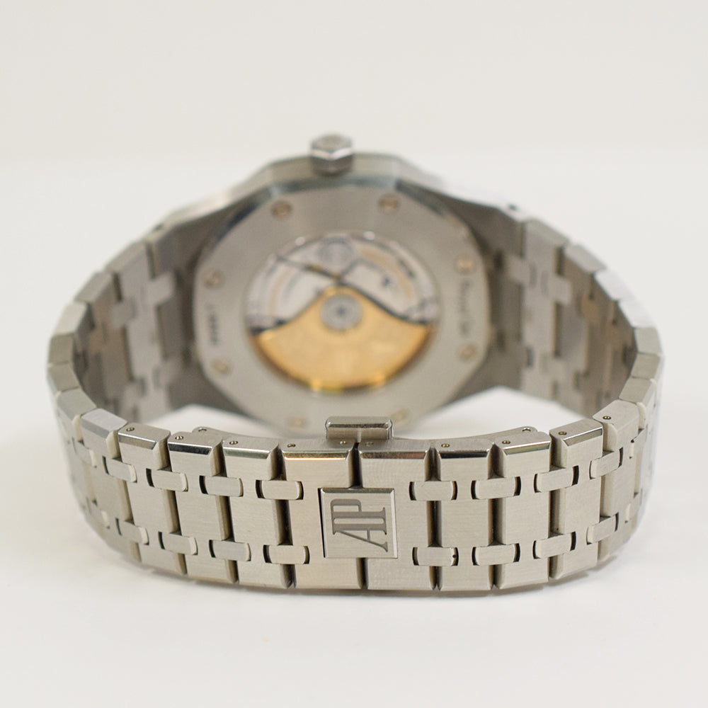Audemars Piguet 15400ST.OO.1220ST.04 (2017)
