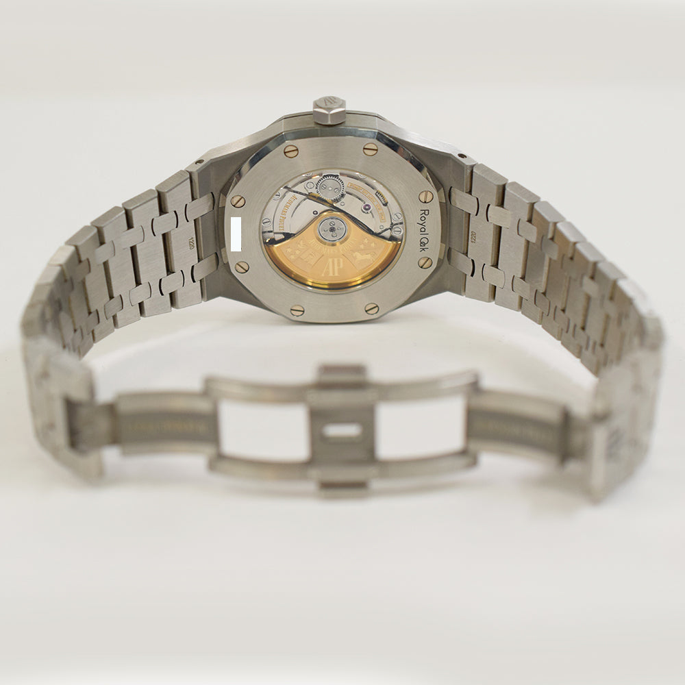 Audemars Piguet 15400ST.OO.1220ST.04 (2017)