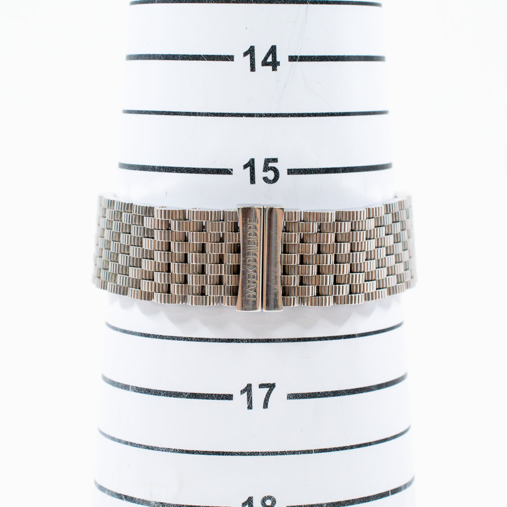 Patek Philippe 4972/1G-001 (2017)