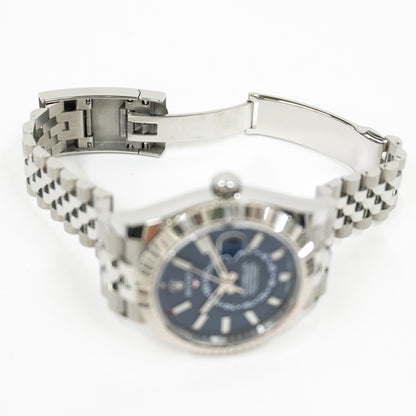 Rolex Sky-Dweller Oyster, 42mm Blue Dial 326934 (2021)