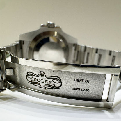Rolex Submariner Date 40mm Hulk Dial 116610LV (2012)