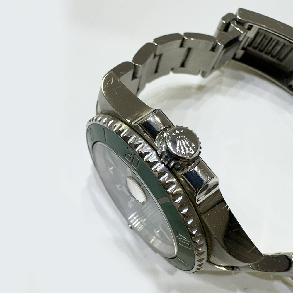 Rolex Submariner Date 40mm Hulk Dial 116610LV (2012)