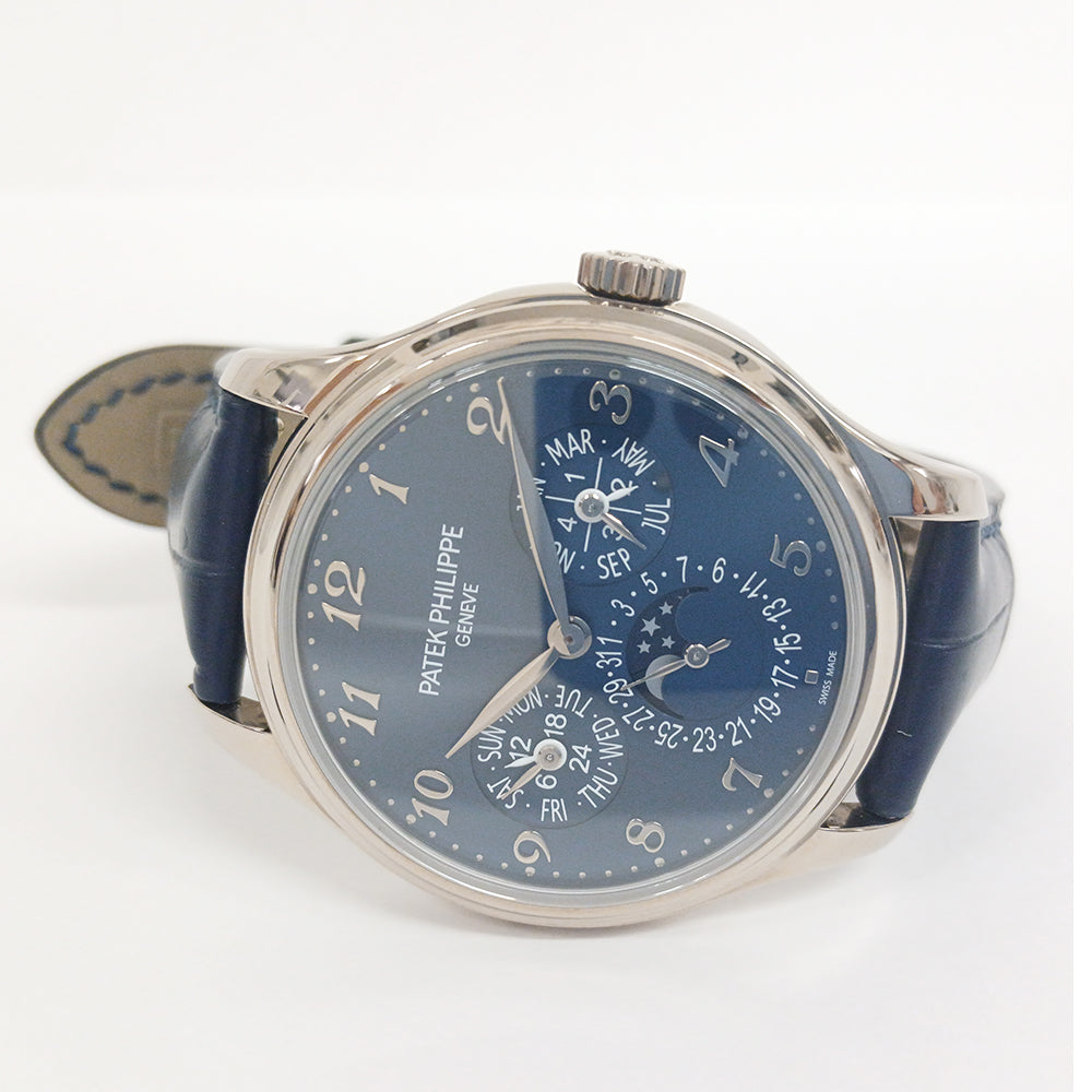 Patek Philippe 5327G-001 (2018)