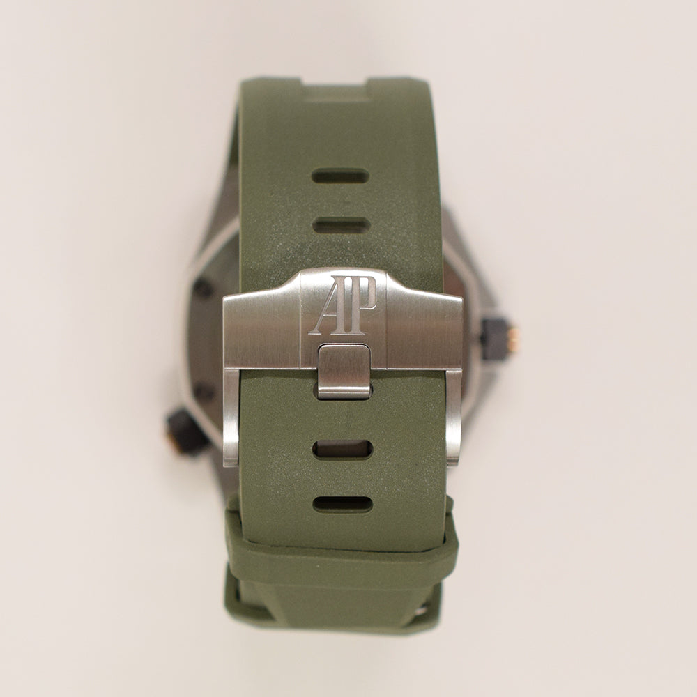 Audemars Piguet 15720ST.OO.A052CA.01