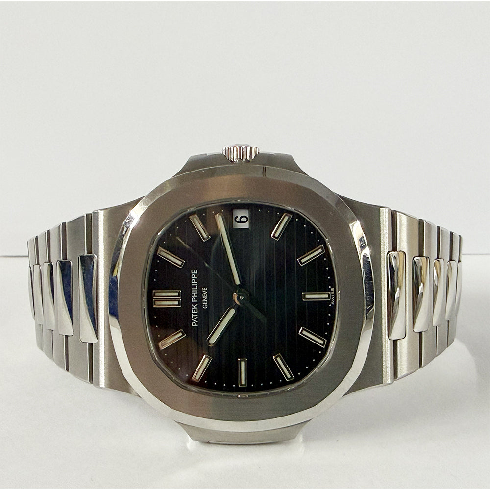 Patek Philippe 5711/1A-010 (2016)