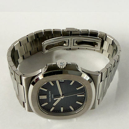 Patek Philippe 5711/1A-010 (2016)