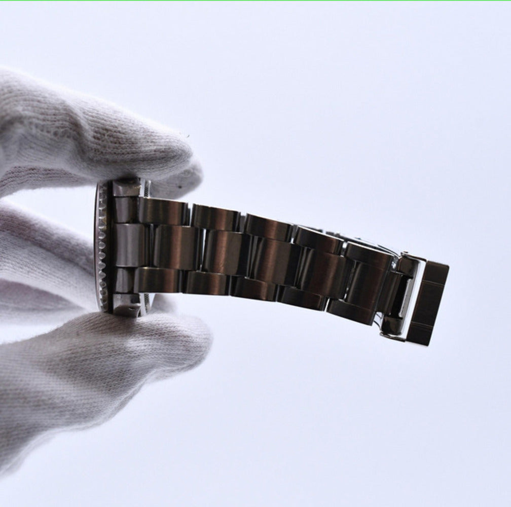 Rolex GMT-Master II Coke Dial 16710 (2003)