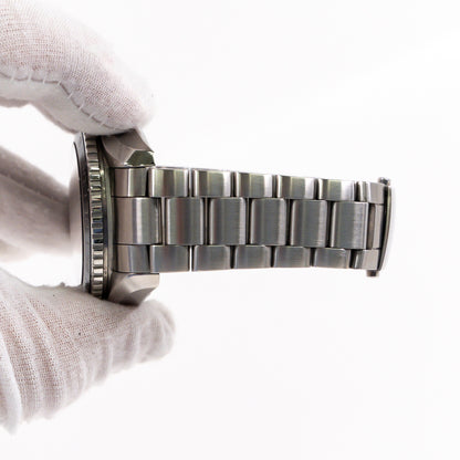 Omega 232.30.44.22.01.001 (2017)